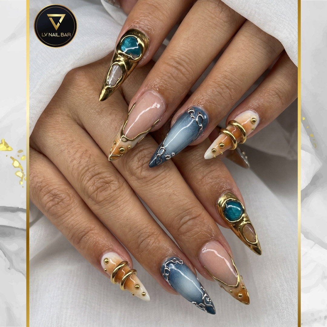 Happy nails